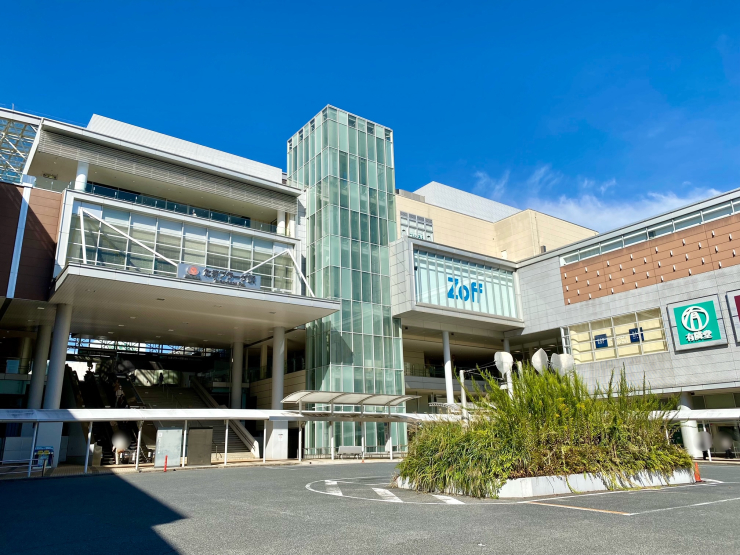 ▲南口にも小規模なロータリーが整備された。羽田空港ゆきエアポートリムジンバスもここから出発する