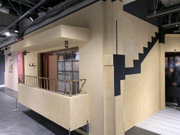 ▲“URまちとくらしのミュージアム”内に展示されている同潤会代官山アパートの復元住戸。“紀子のアパート”の雰囲気を掴む。