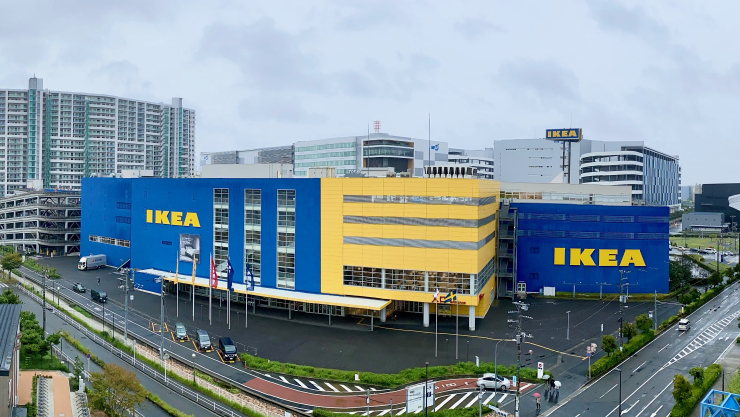 ▲IKEA TOKYO-BAYの全景。駅前にあり、今や「南船橋」のランドマークの一つとなっている。