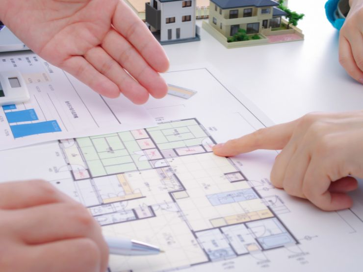 延べ床面積とは？建築面積・敷地面積との違いや含まれない部分を解説｜マンション図書館
