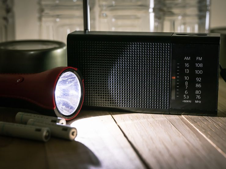 停電に備えて事前に準備しておくべき道具とは?