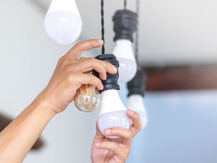 電球のサイズの見方ガイド！確認方法から測り方まで解説