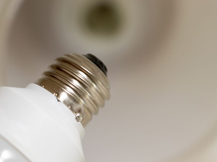 電球の口金サイズの見方