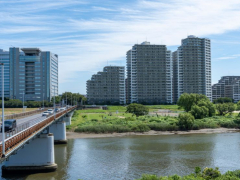 川沿い（リバーサイド）マンション購入は後悔する？虫・水害のリアルな実情と失敗しない物件選びの条件