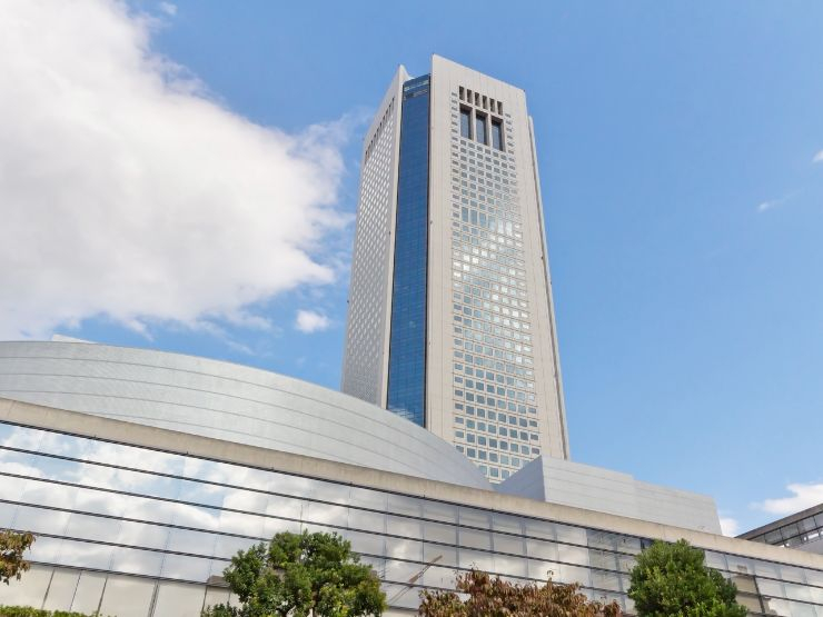 【初台エリアの概要】新宿の隣に広がる「静」と「動」